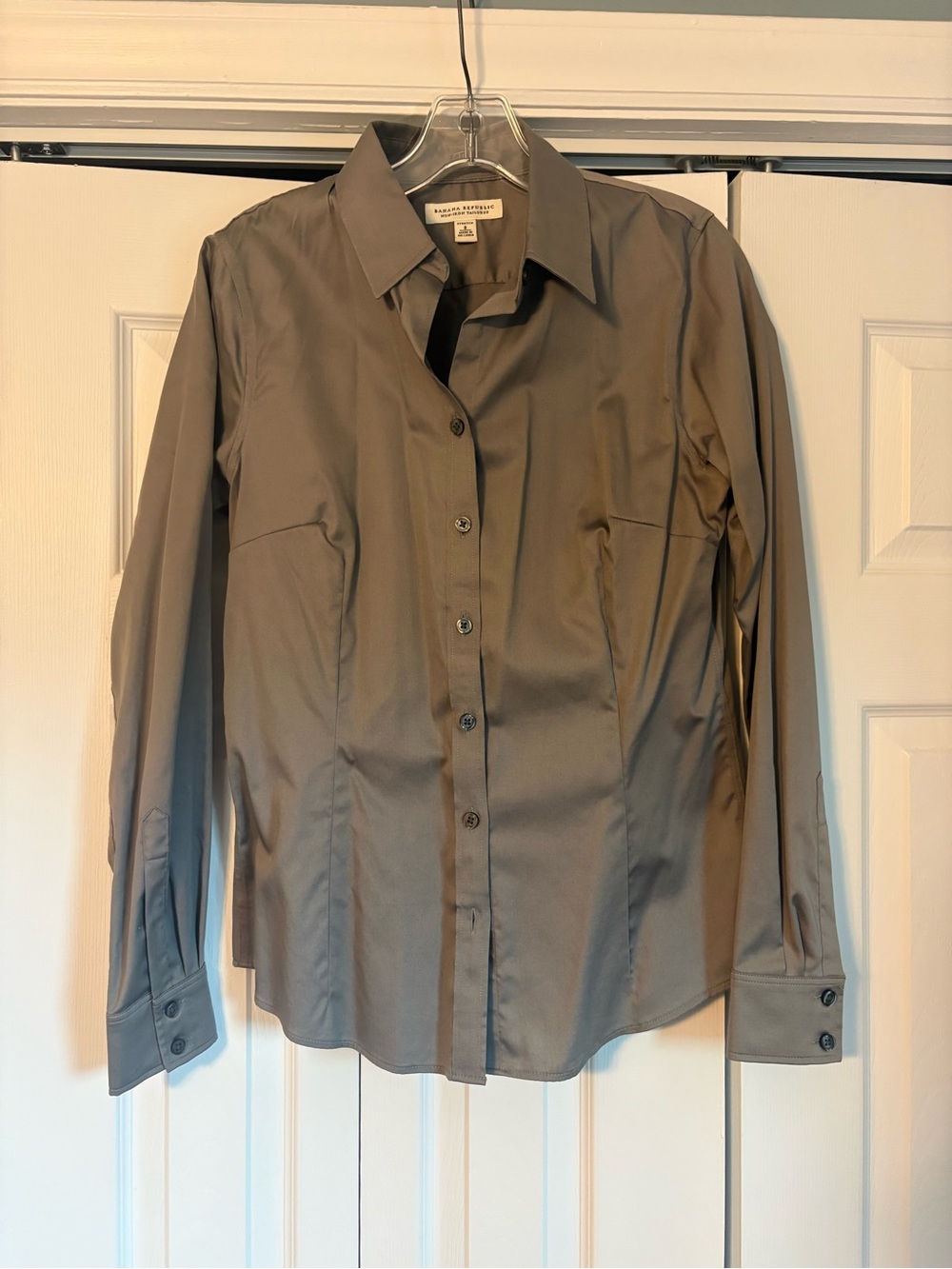 Banana Republic Women's Button-Down Shirt in Gray